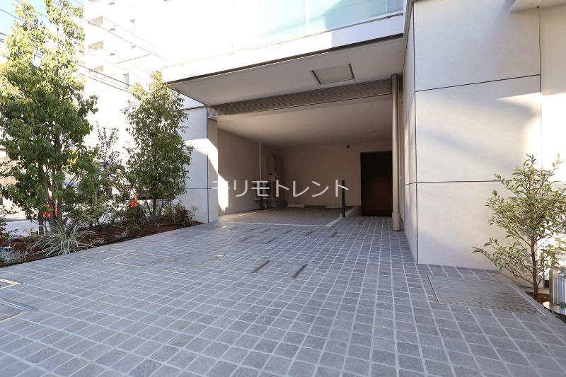 イプセ白金台1階 駐車場