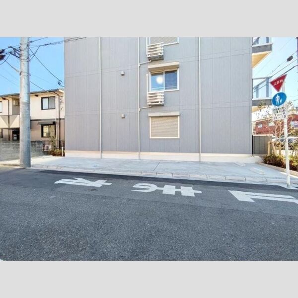 カサベルテ鹿骨 駐車場