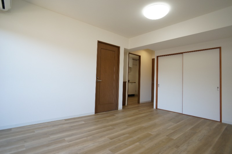 T’s garden横浜岸根公園1階 内観