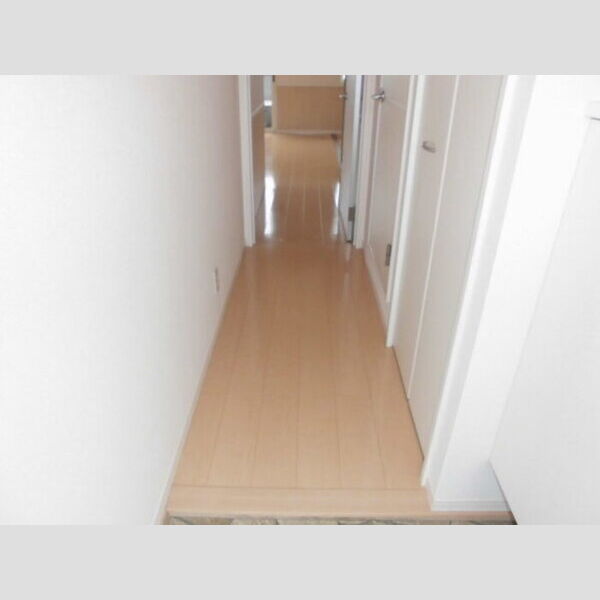 モナリエ富士見101号室 廊下