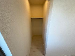 （仮称）調布市国領町４丁目新築アパート201号室 ウォークインクローゼット（イメージ）