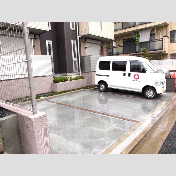 シュテルンハイム102号室 駐車場