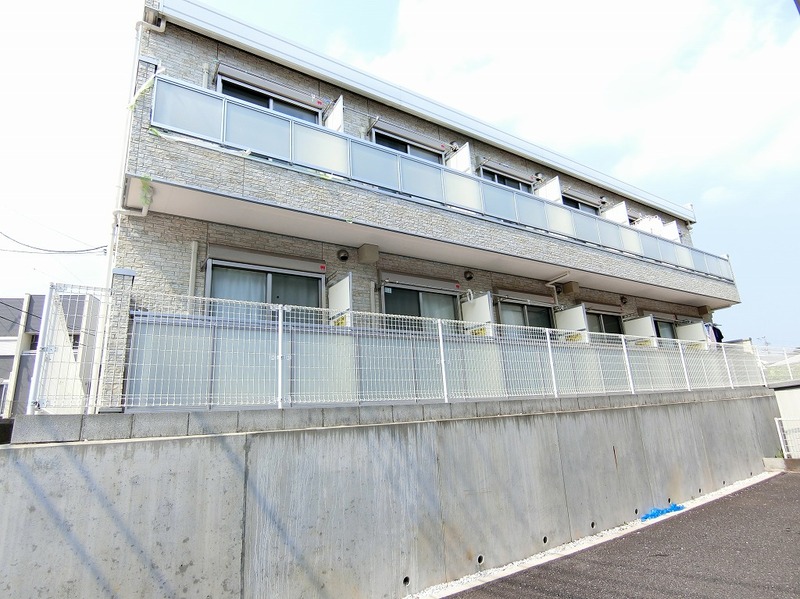 リブリ・T・S 湘南台1階 外観