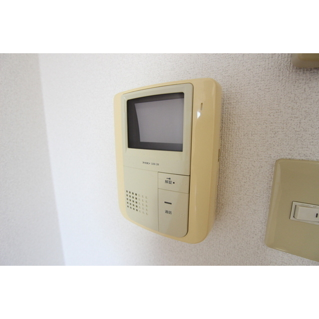 パーシモン湘南402号室 TVモニター付インターフォン
