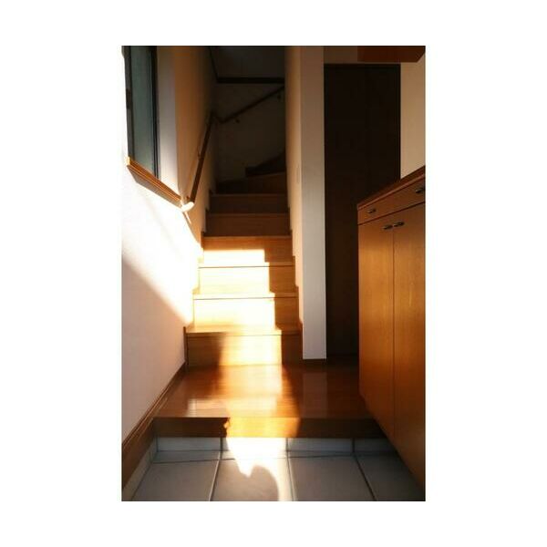 フォルク田園 玄関