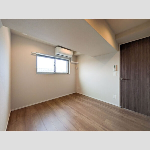 サンジョイアゼロ611号室 洋室5.8帖④