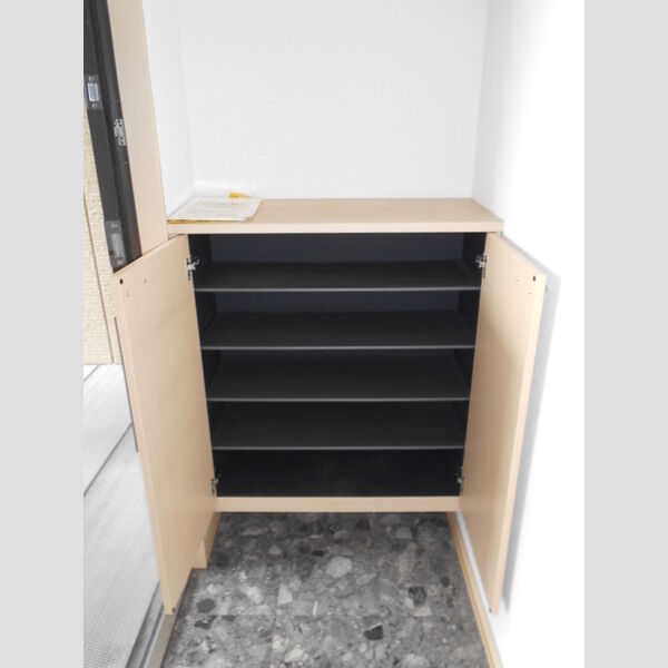 オークヒルズ　壱/弐/参番館弐205号室 玄関