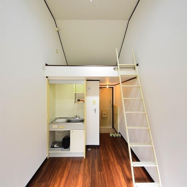 ヴィレッヂストン分梅2階 収納