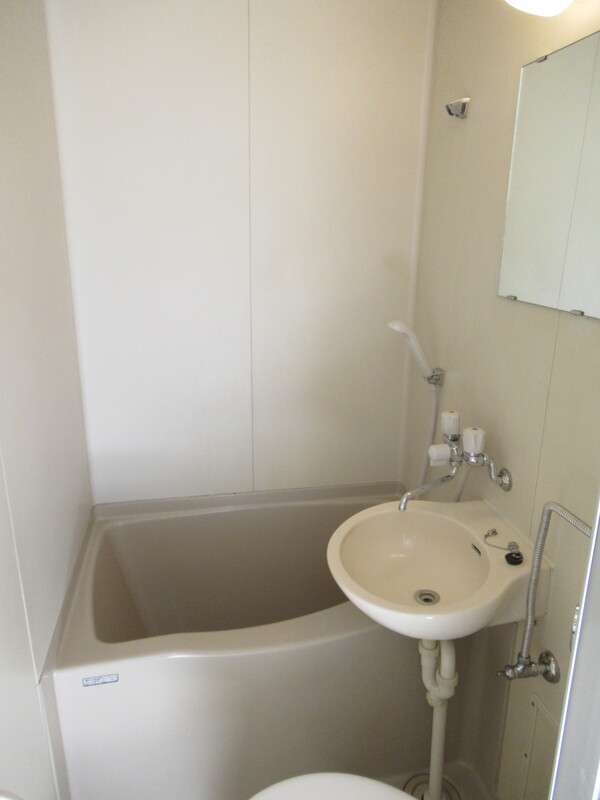 プラザドゥウィルシャーＡ棟2階 お風呂