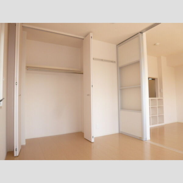 プレジオ幕張 居室収納