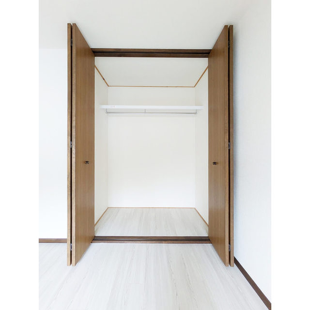 モンメール大磯303号室 内観