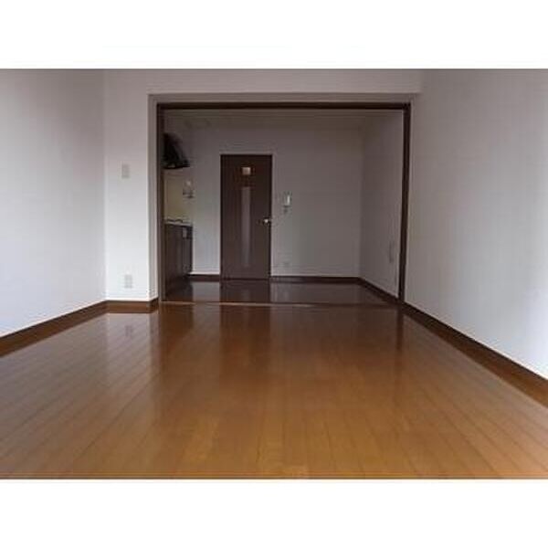 リーフロック リビング