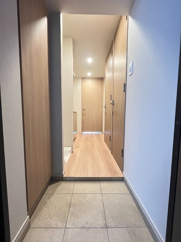 ドゥーエ亀戸Ⅲ3階 玄関