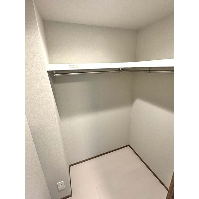 Skuld江東牡丹302号室 ウォークインクローゼット
