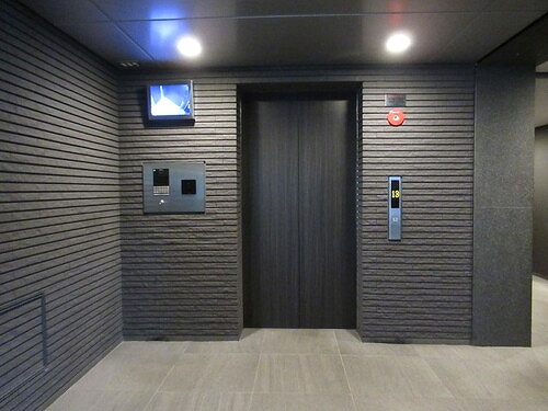 シティハウス目黒ザ・グランド7階 エレベーター