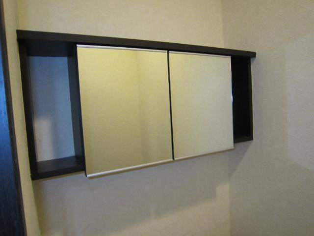 ロワールＦ305号室 トイレ収納