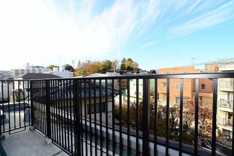 グランドコンシェルジュ三宿アジールコート バルコニー