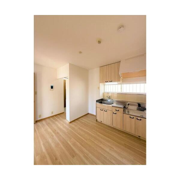 サニーサイド北沢201号室 リビング