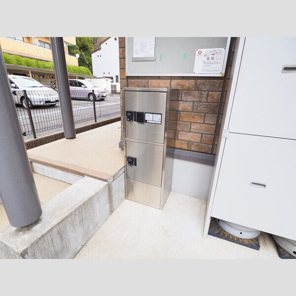 フラットFK 宅配ボックス