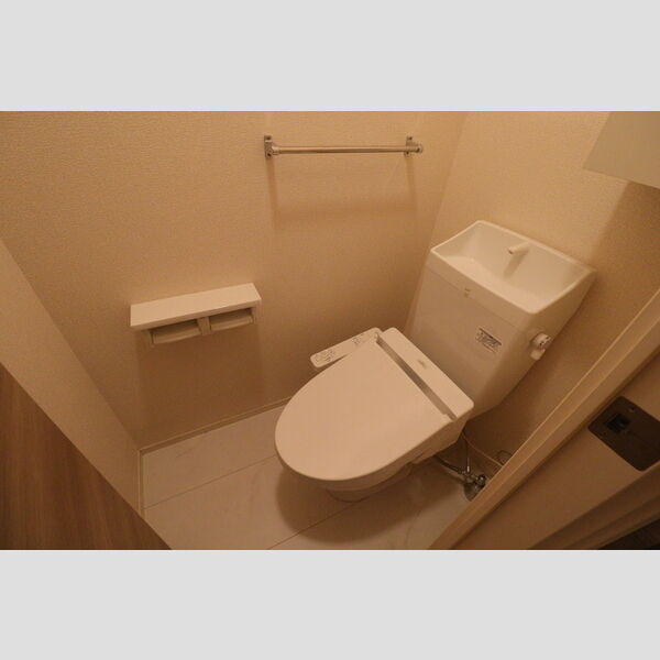 ヴィラ　ウエストⅡ202号室 トイレ