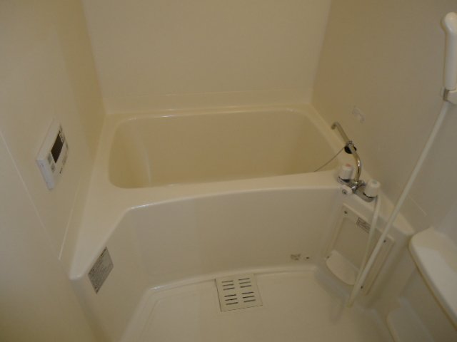 グレイスヴィラ湘南101号室 ユニットバス