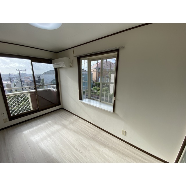 コスタル杉田203号室 リビング