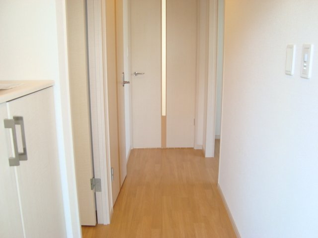 ラビランスＢ 廊下（イメージ）