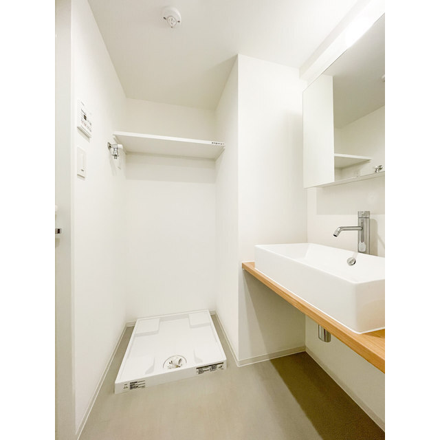 グランパセオ代々木上原0103号室 内観