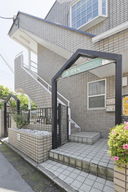 エルピア関町 エントランス