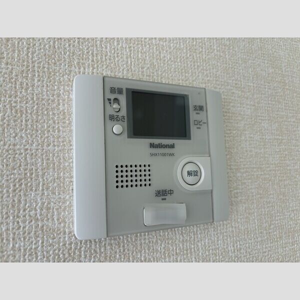 コート権太坂202号室 モニタ付インターホン