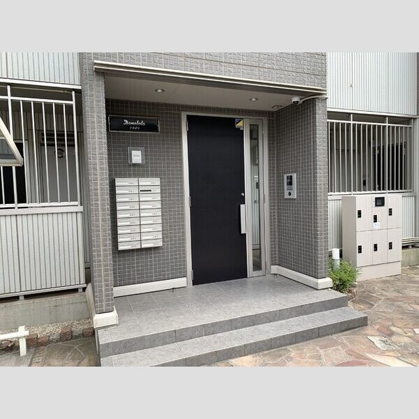 ステラタウン デネボラ エントランス