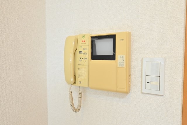 トーシンフェニックス上北沢ツインコート4階 モニター付オートロック