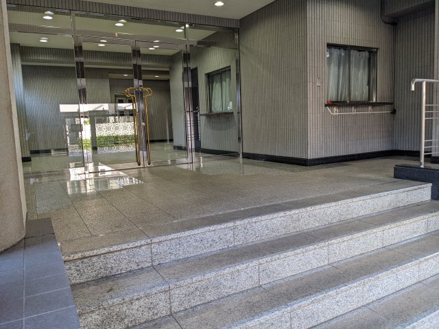 メゾンドプランタン405号室 エントランス