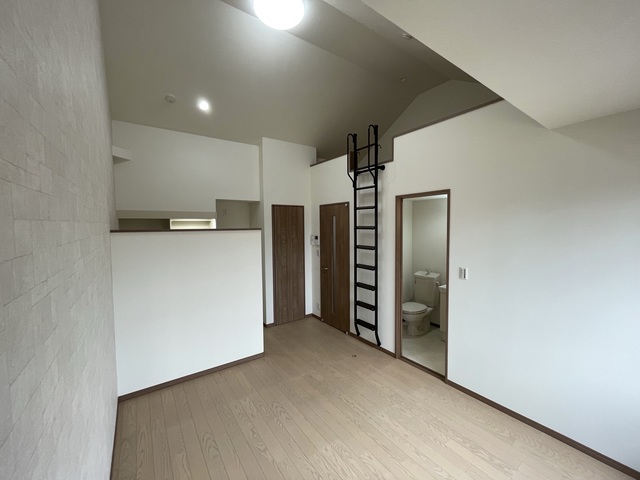 0202号室