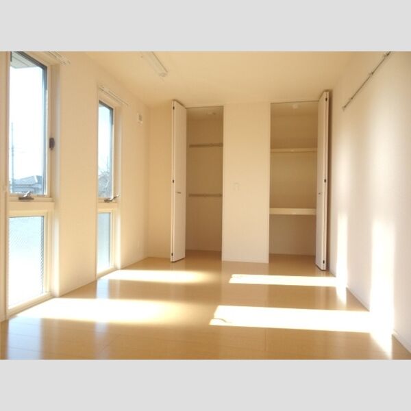 グリーンパレス宮沢301号室 同建物別部屋の参考画像