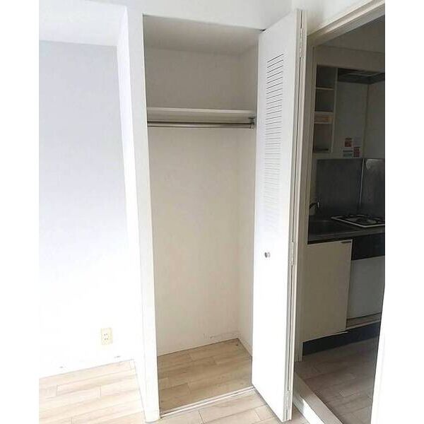 クリオ根岸弐番館0402号室 収納