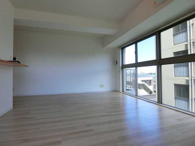 キャピタルノア日野 リビング