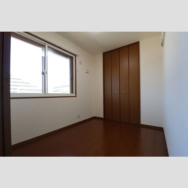 スマートFⅡ206号室 洋室