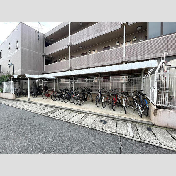 germer武蔵中原(ジェルメムサシナカハラ)307号室 駐輪場