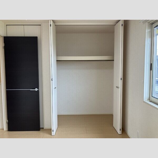 メゾンソレイユ205号室 収納