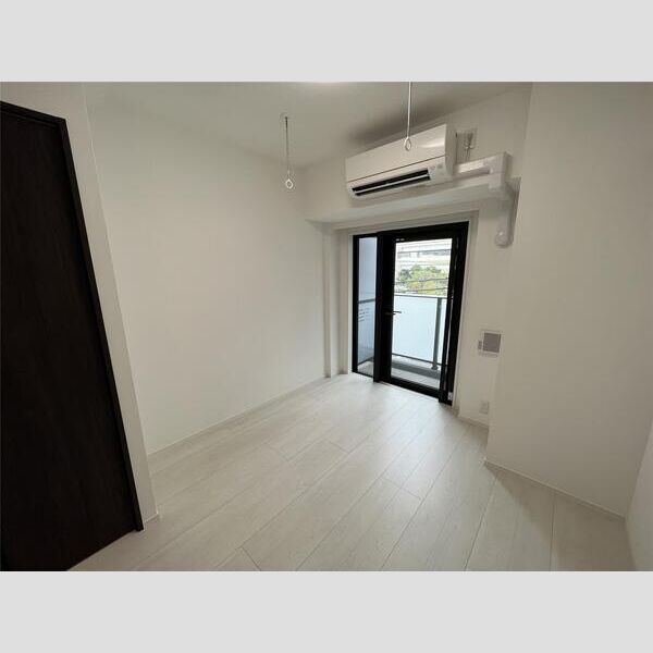 S-RESIDENCE横濱阪東橋203号室 玄関