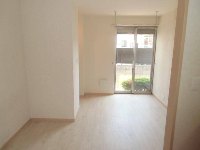 プレジール日進 内観