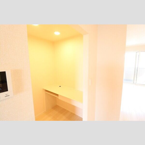 カンパーナ203号室 PCカウンター