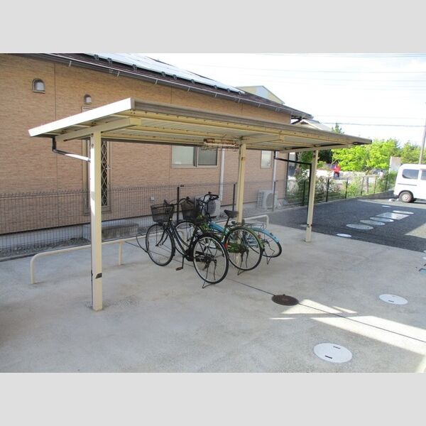 アネックスますや 駐輪場