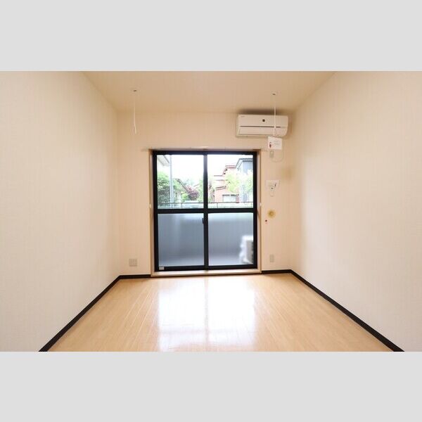 パティオ坂巻119号室 洋室6.7帖