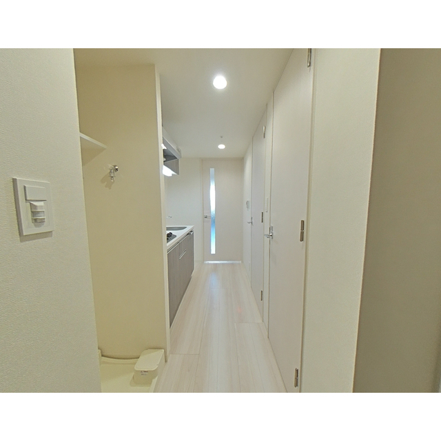 プレサンスブルーム浅草North0208号室 玄関→キッチン