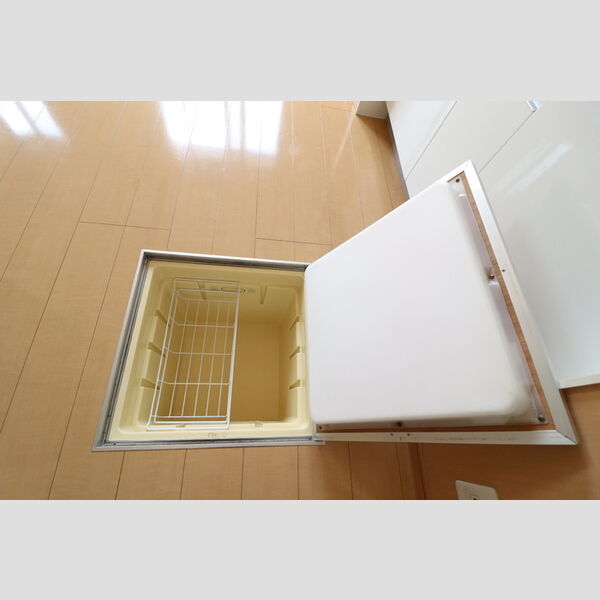 ルーチェおゆみ野 床下収納