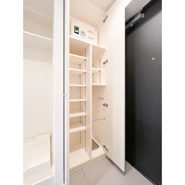 オーパスホームズ千駄木1104号室 内観