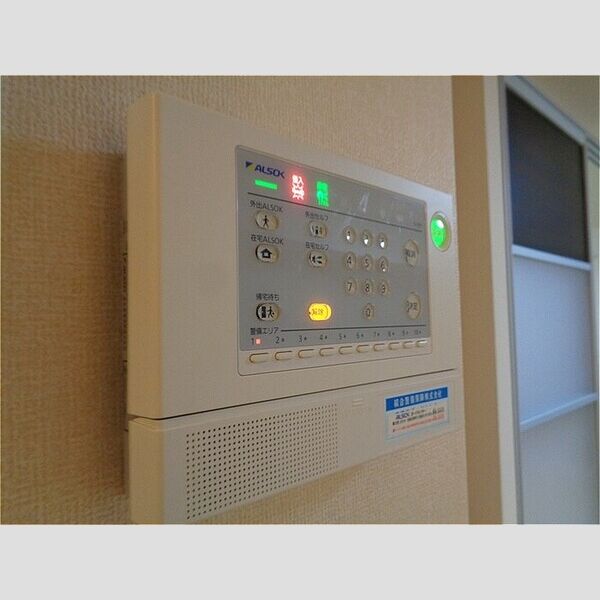 セジュールオッツ東下沢102号室 ホームセキュリティ