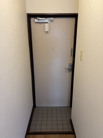 ウィズ今村0403号室 玄関